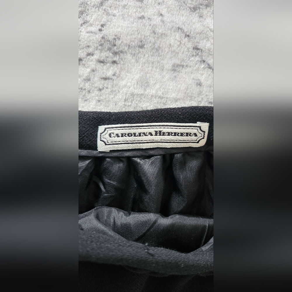 Carolina Herrera $950 Vintage 100% Wool Silk Lining A-line Skirt Size 6 Black - Picture 2 of 3